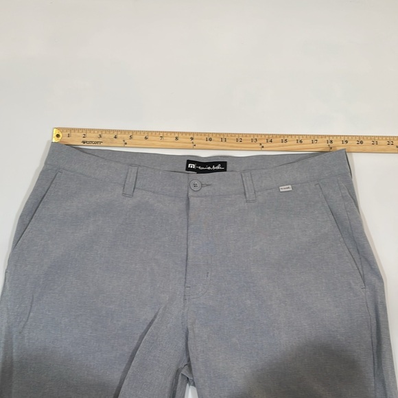 Travis Mathew Shorts Size 38 Gray Golf Short EUC - Picture 6 of 9